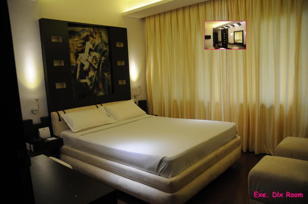 Hotel Gokulam Park Ченай Екстериор снимка