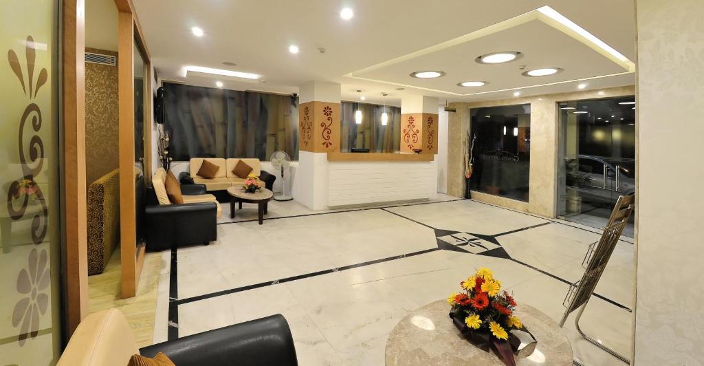 Hotel Gokulam Park Ченай Екстериор снимка